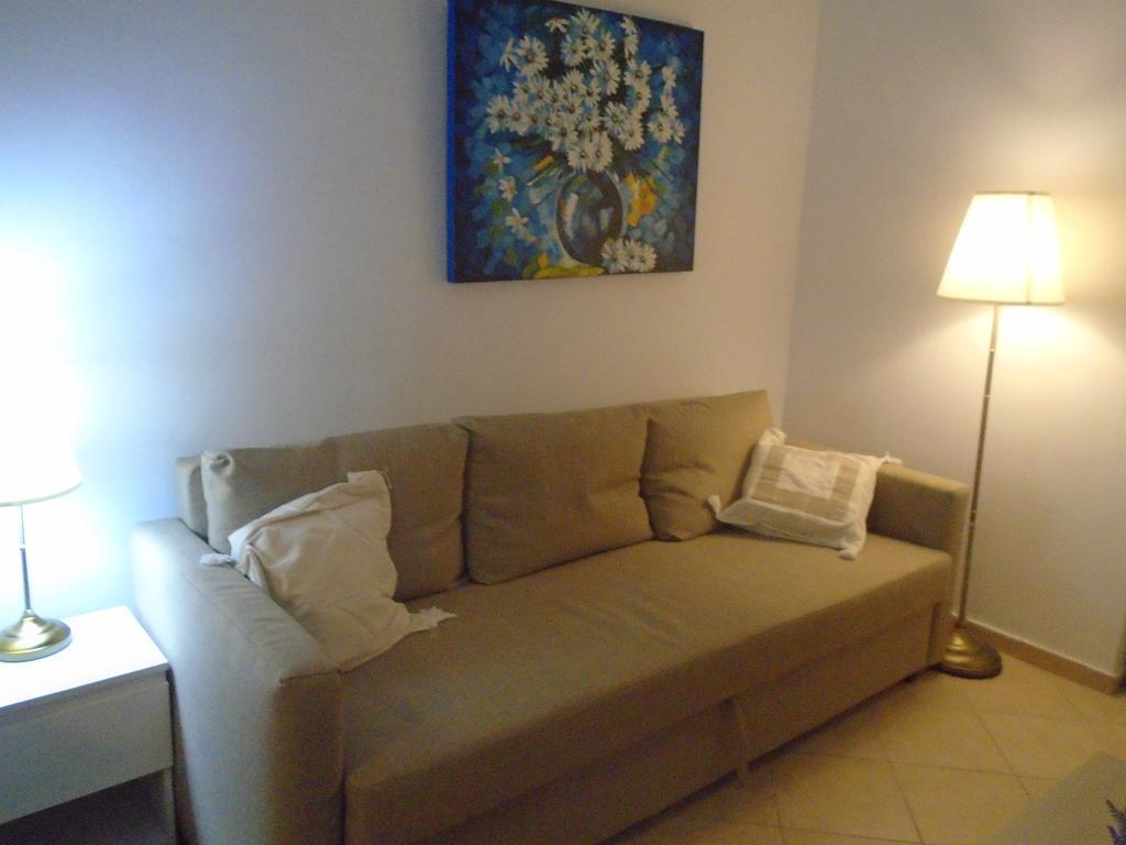 Socrates Family Apartments Kalligoni エクステリア 写真